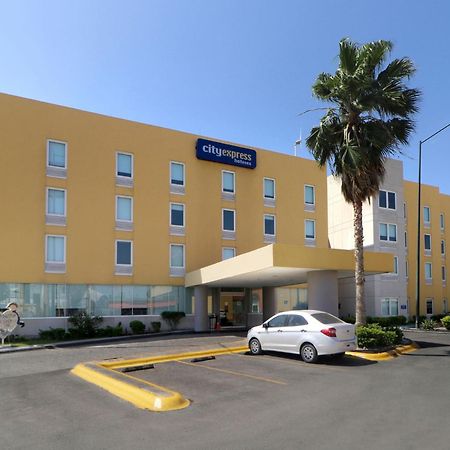 City Express By Marriott Nuevo Laredo Buitenkant foto