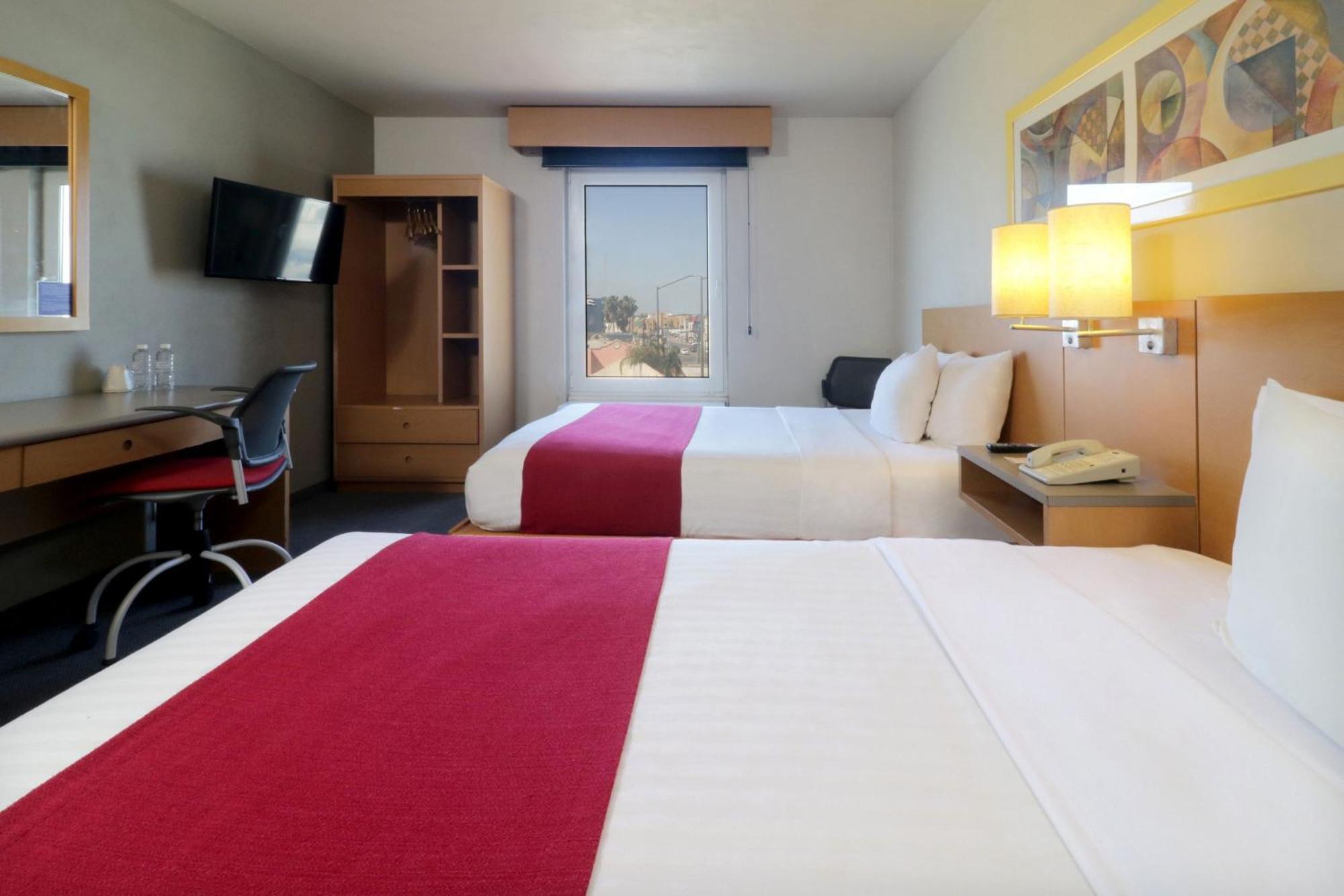City Express By Marriott Nuevo Laredo Buitenkant foto
