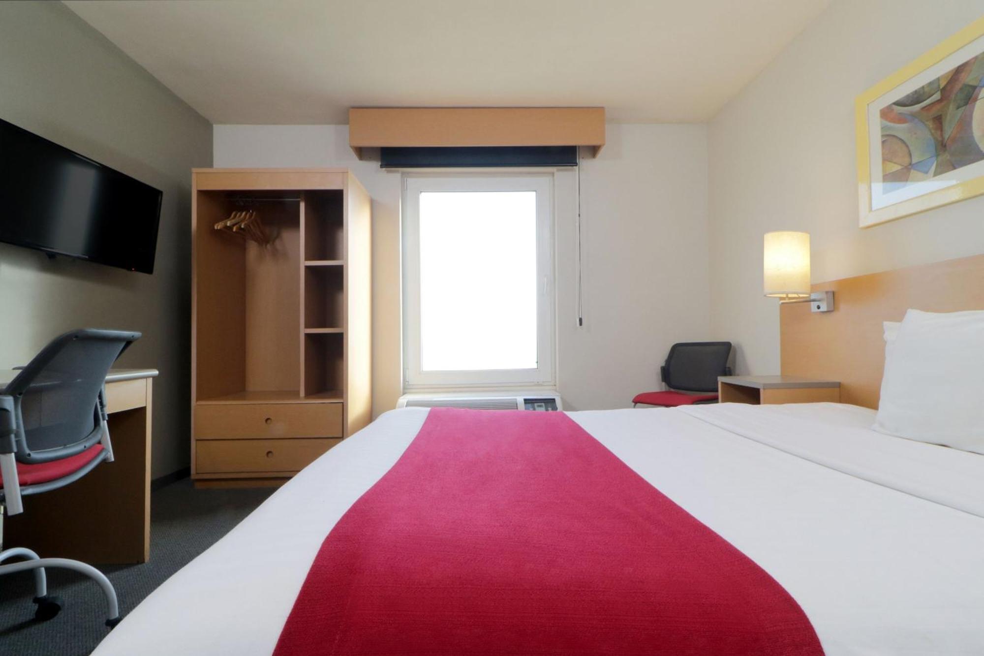City Express By Marriott Nuevo Laredo Buitenkant foto