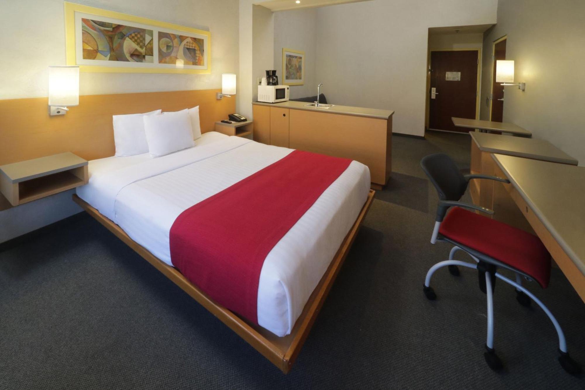City Express By Marriott Nuevo Laredo Buitenkant foto